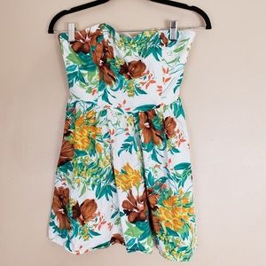Strapless Floral Dress Tropical Size Medium E13